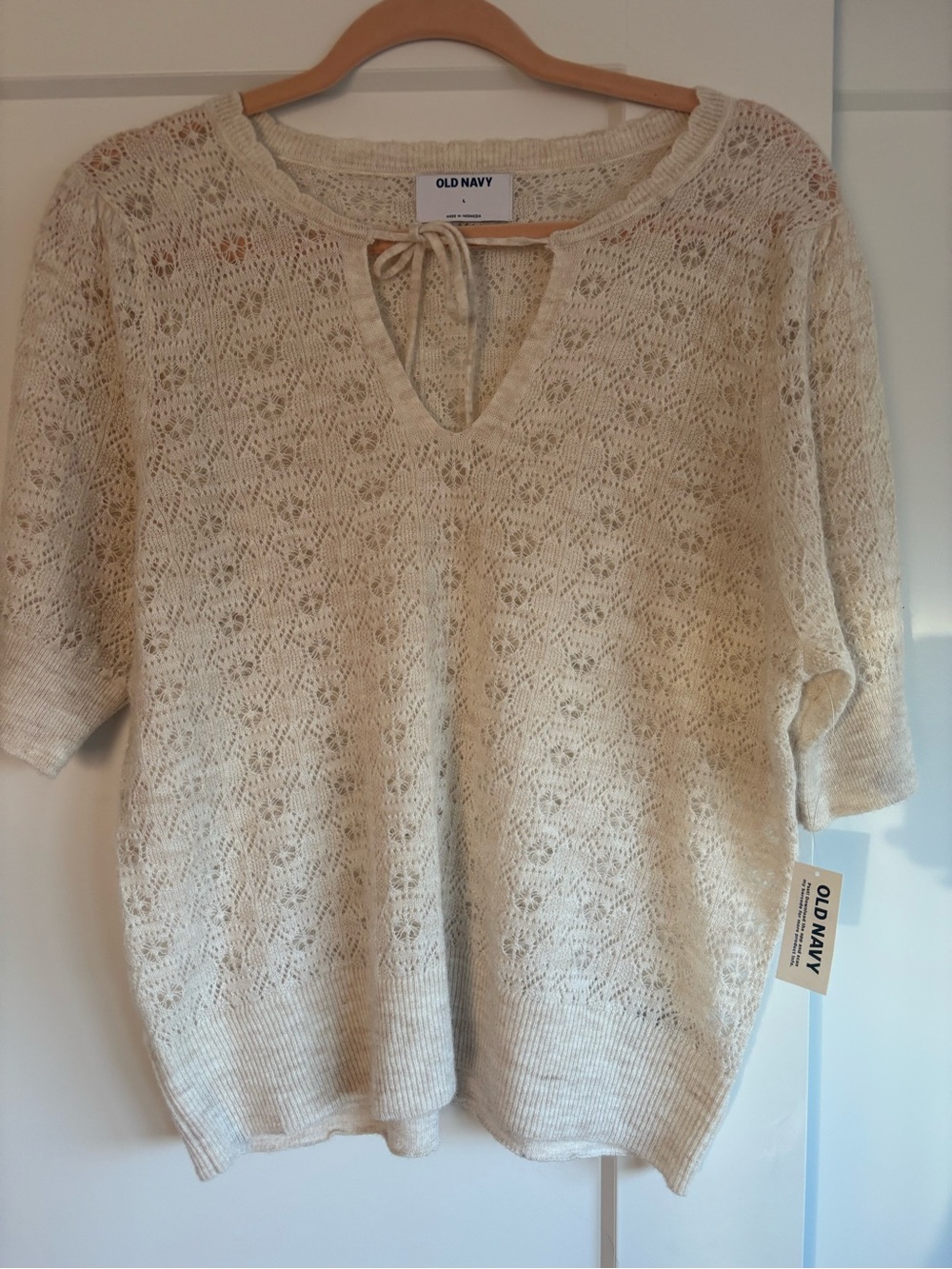 Old Navy Cream Lace-Pattern Tie-Neck Short Sleeve Top